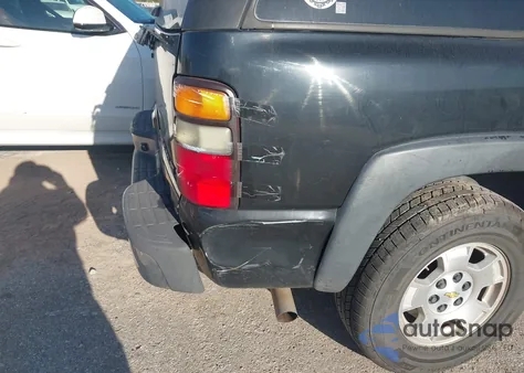 2006 Chevrolet Tahoe Ls z USA, uszkodzony, nr VIN 1GNEC13V16R164573